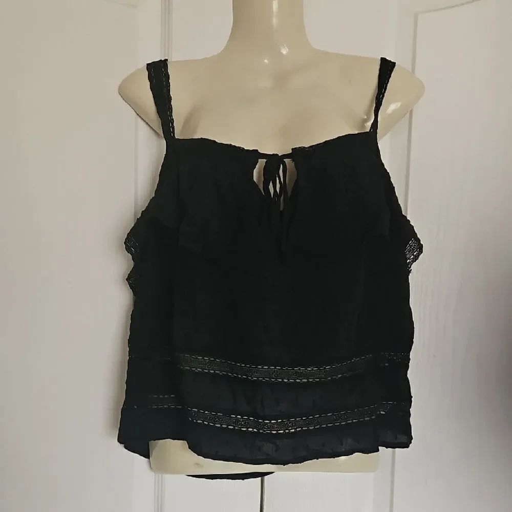 Abercrombie & Fitch Black Ruffled Tie Front Camisole